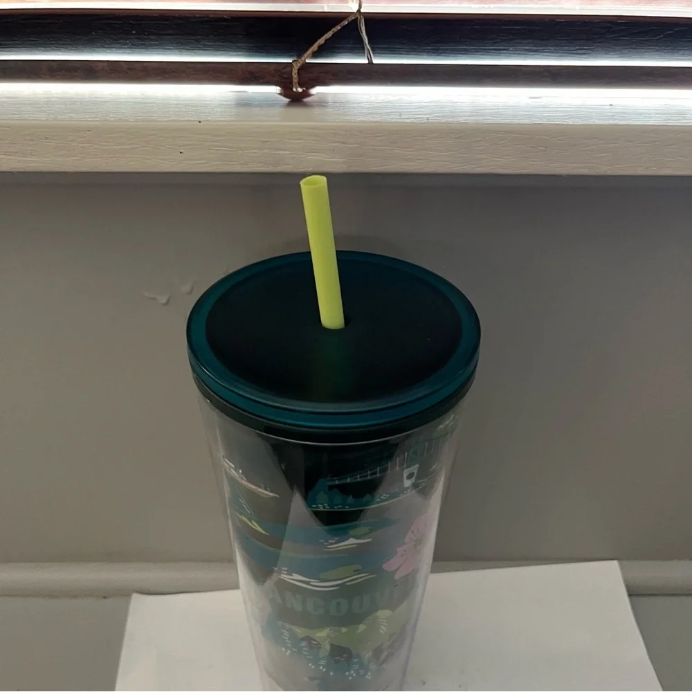 Starbucks Discovery Series tumbler featuring Vancouver, Canada - Picture 7 of 12